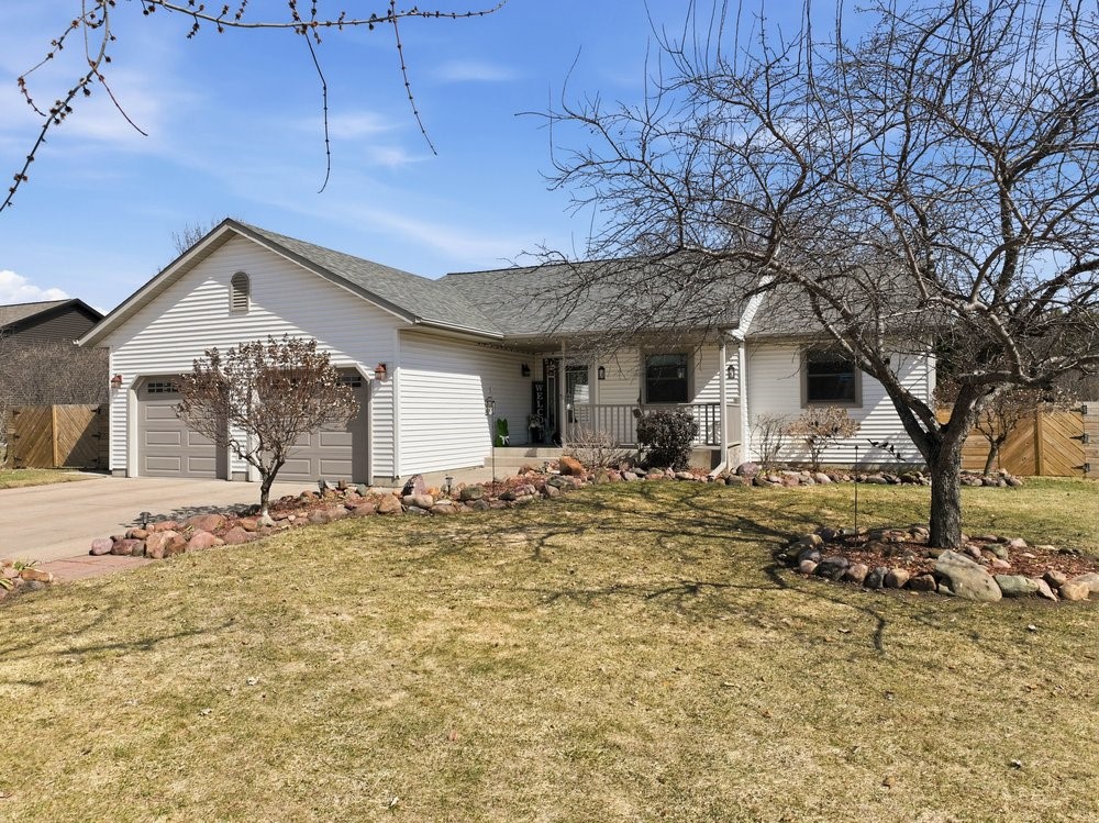 Open House: 406 Thompson Street Bloomer WI 54724 — Thu Apr 23