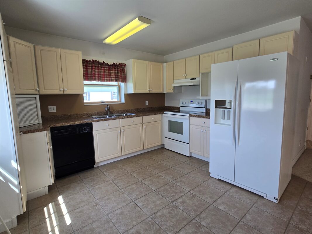 406 W Dell Street New Auburn WI 54757 — photo 13