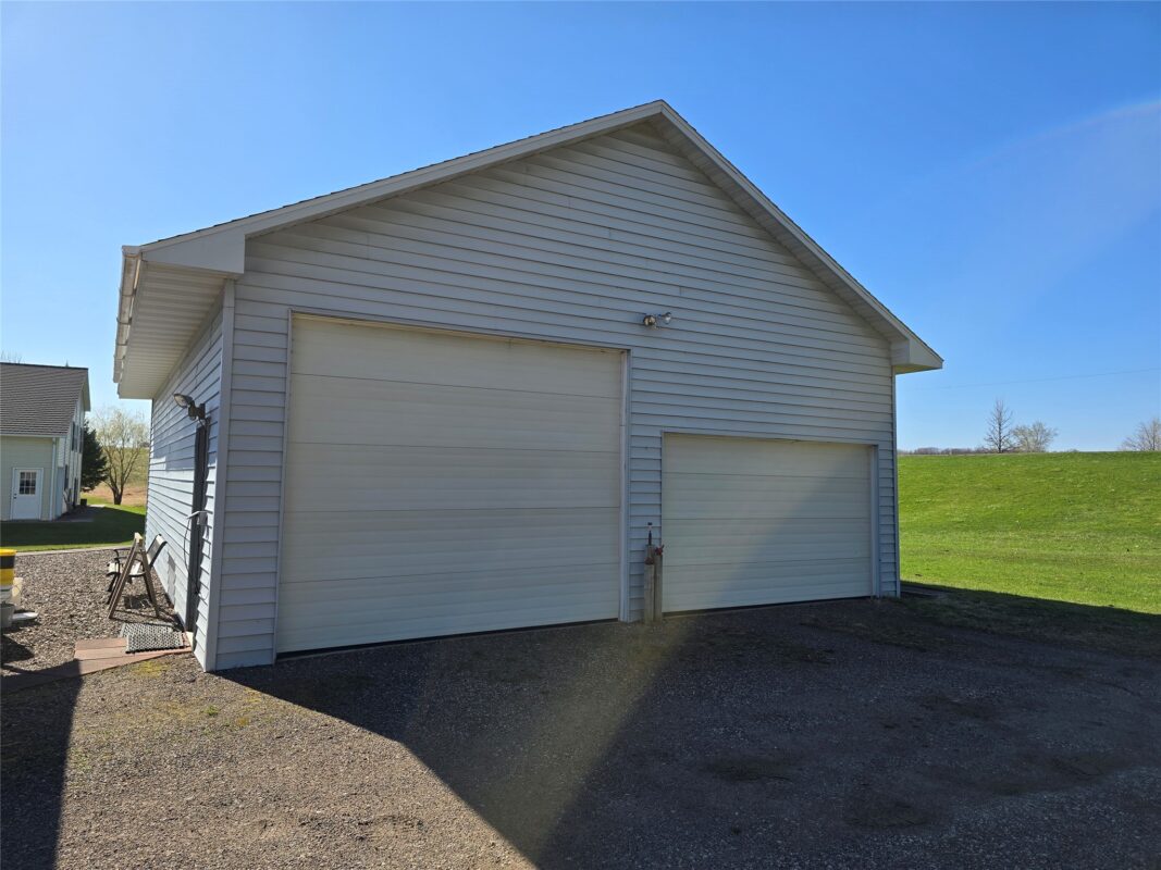 406 W Dell Street New Auburn WI 54757 — photo 3