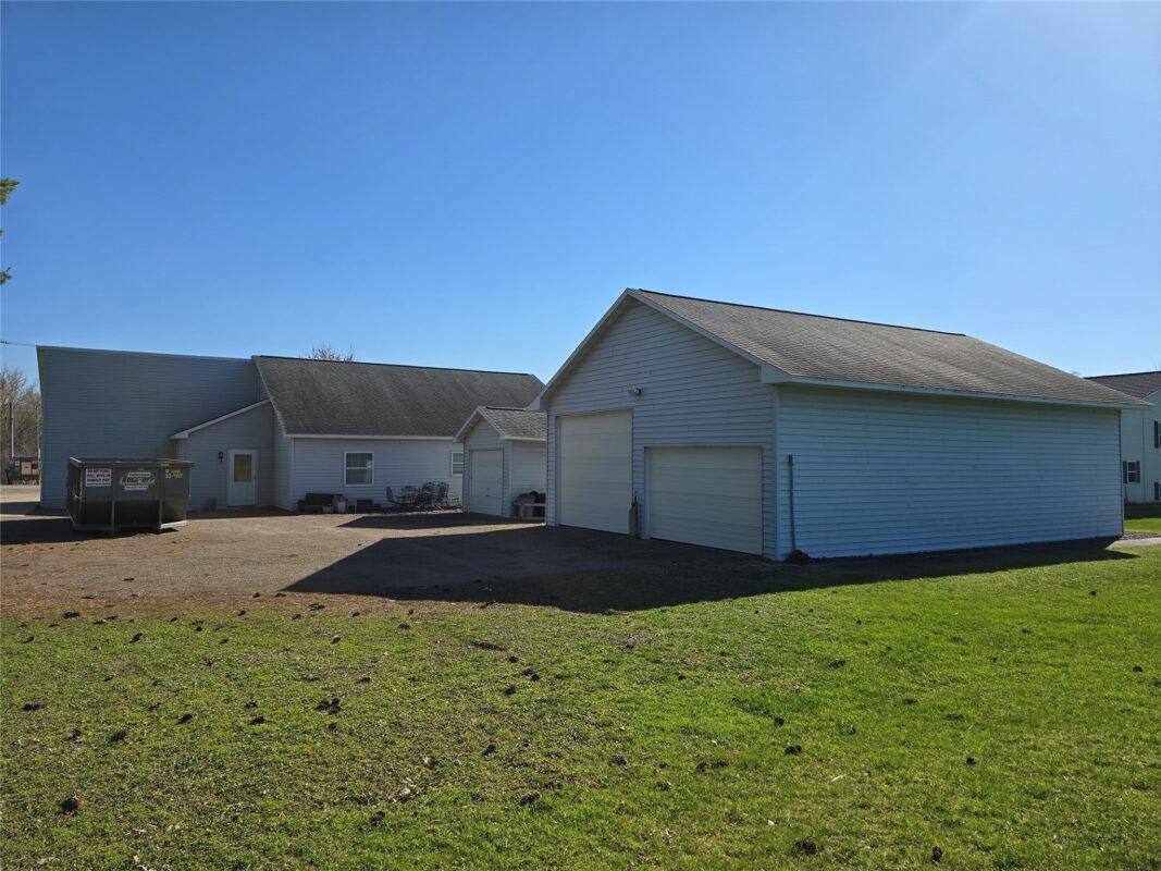 406 W Dell Street New Auburn WI 54757 — photo 5