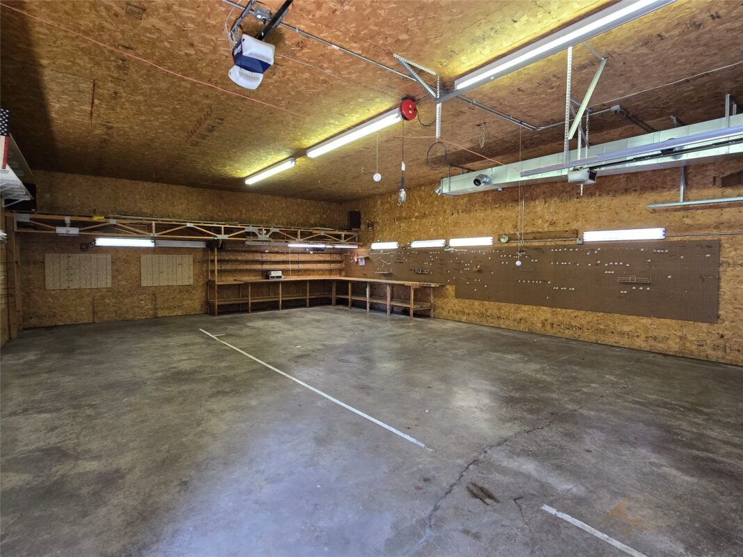 406 W Dell Street New Auburn WI 54757 — photo 7