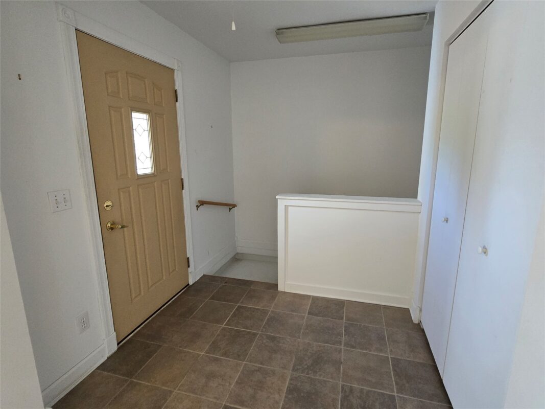 406 W Dell Street New Auburn WI 54757 — photo 9
