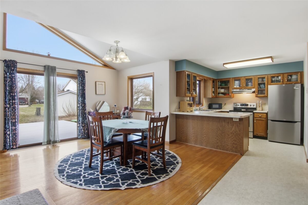 411 21st Street Menomonie WI 54751 — photo 10