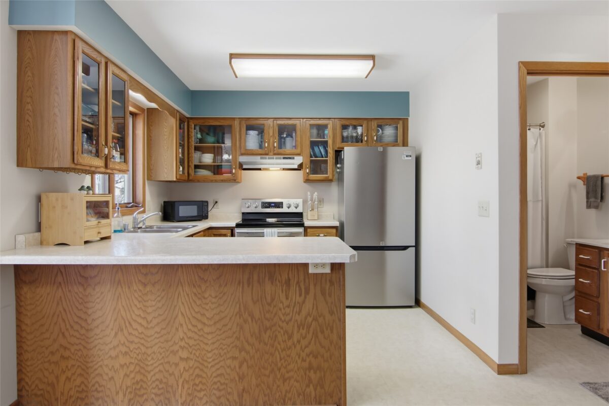 411 21st Street Menomonie WI 54751 — photo 11