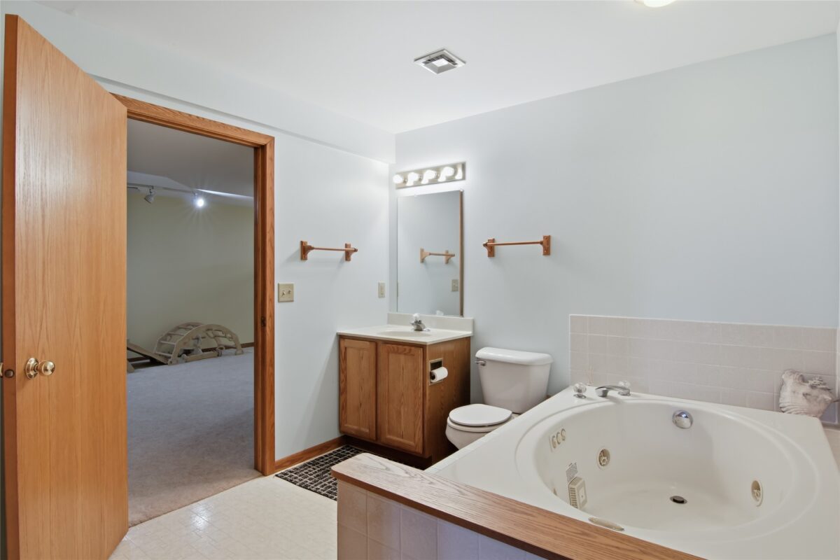 411 21st Street Menomonie WI 54751 — photo 22