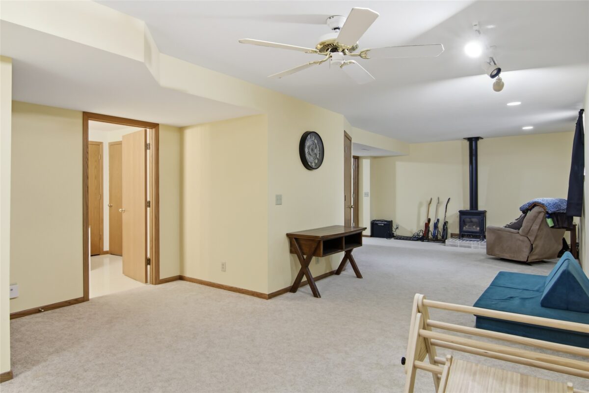 411 21st Street Menomonie WI 54751 — photo 26