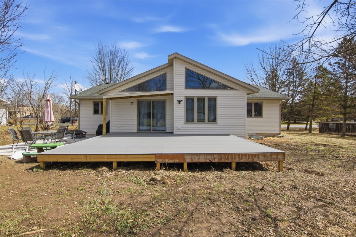 411 21st Street Menomonie WI 54751 — photo 32