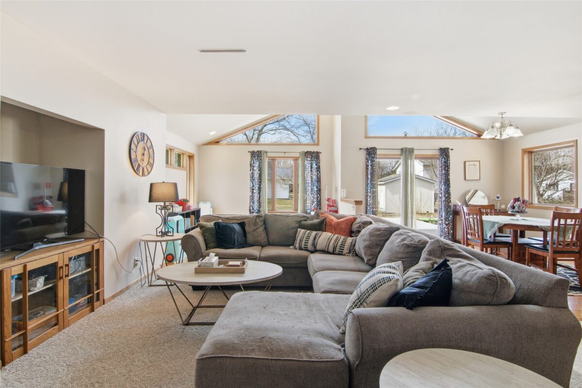 411 21st Street Menomonie WI 54751 — photo 5