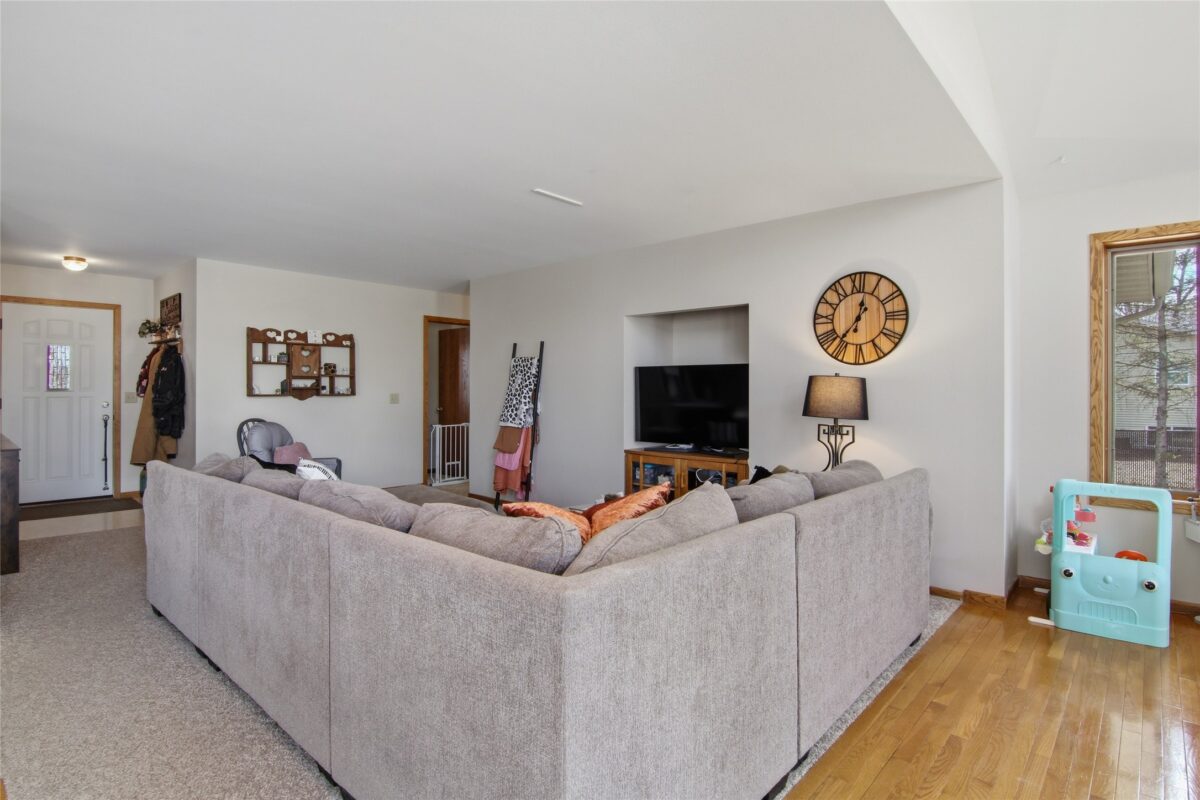 411 21st Street Menomonie WI 54751 — photo 8