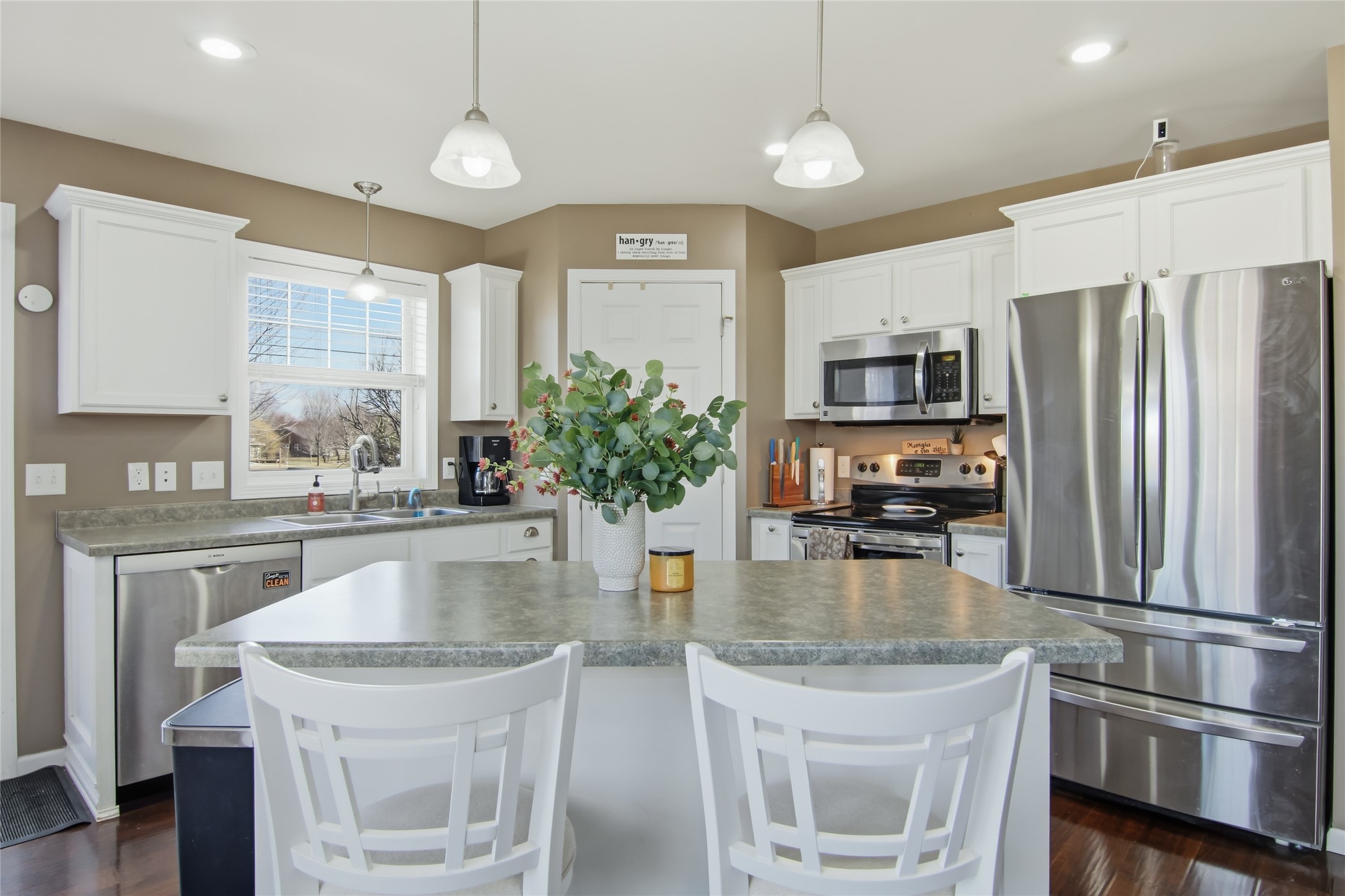 4115 John Hart Place Eau Claire WI 54703