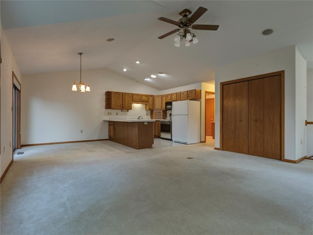 412-Lee-Durand-WI-54736-2