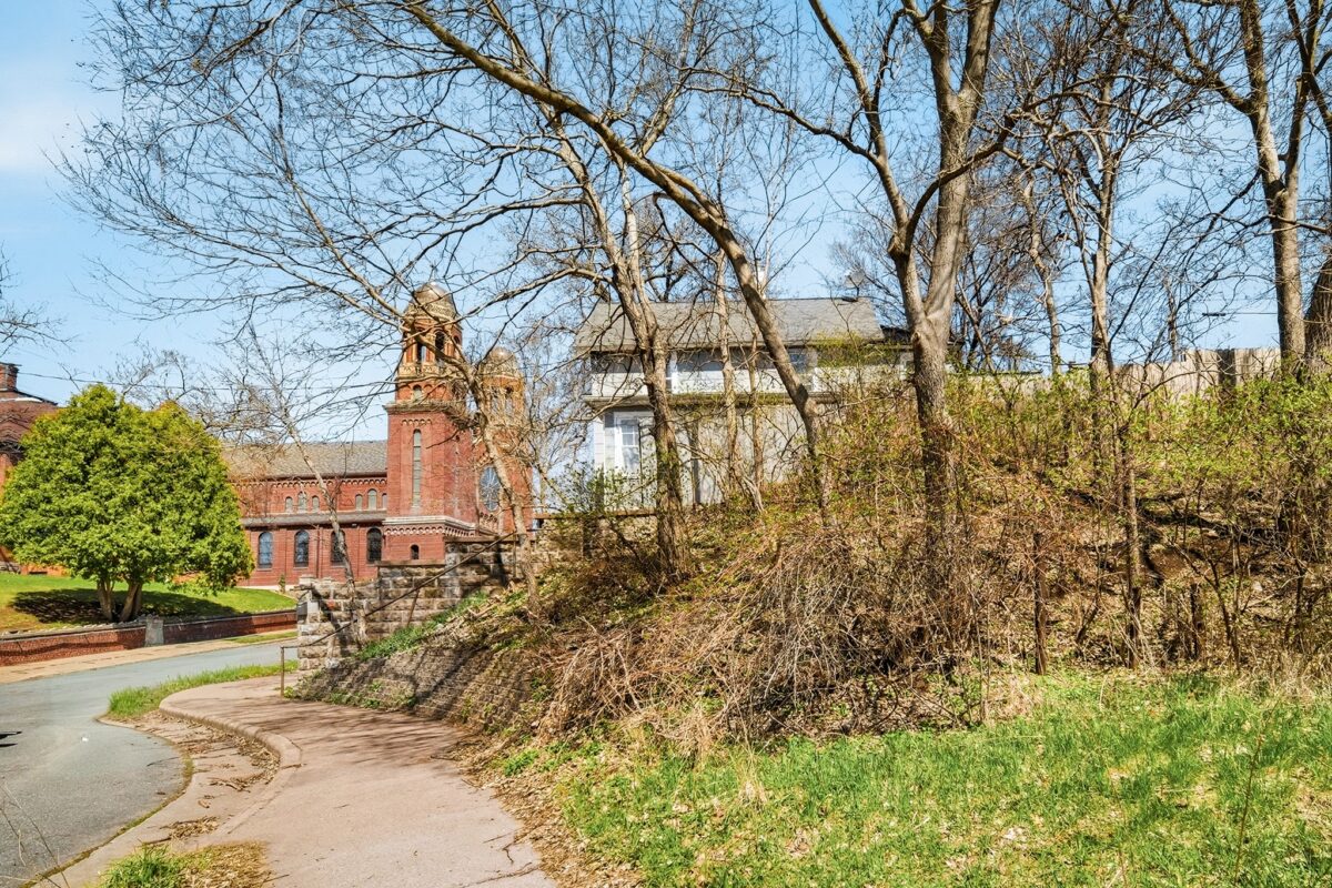 Residential at 415 Dewey Street, Eau Claire, WI 54703 — photo 23