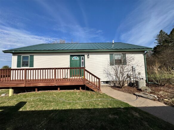 417 8th Avenue Shell Lake WI 54871 — photo 1
