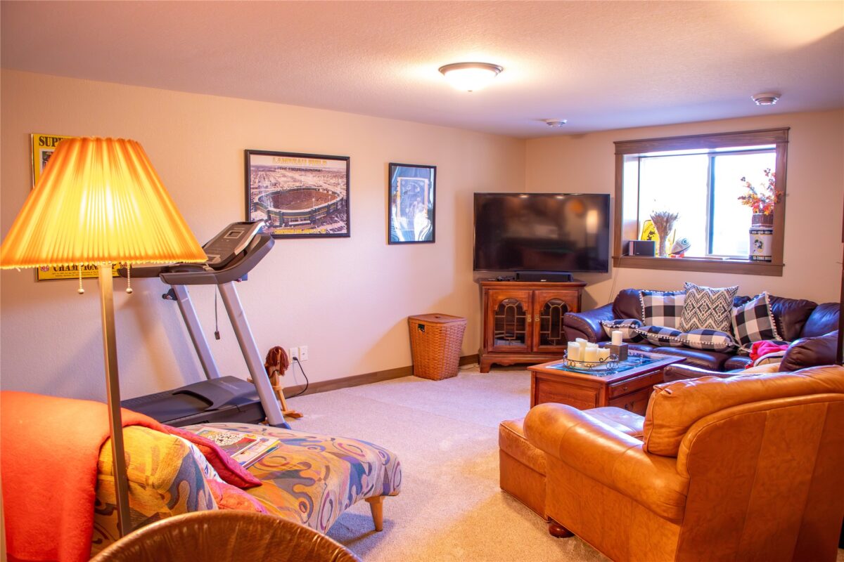 4252 Drier Court  Eau Claire WI 54701 — photo 17