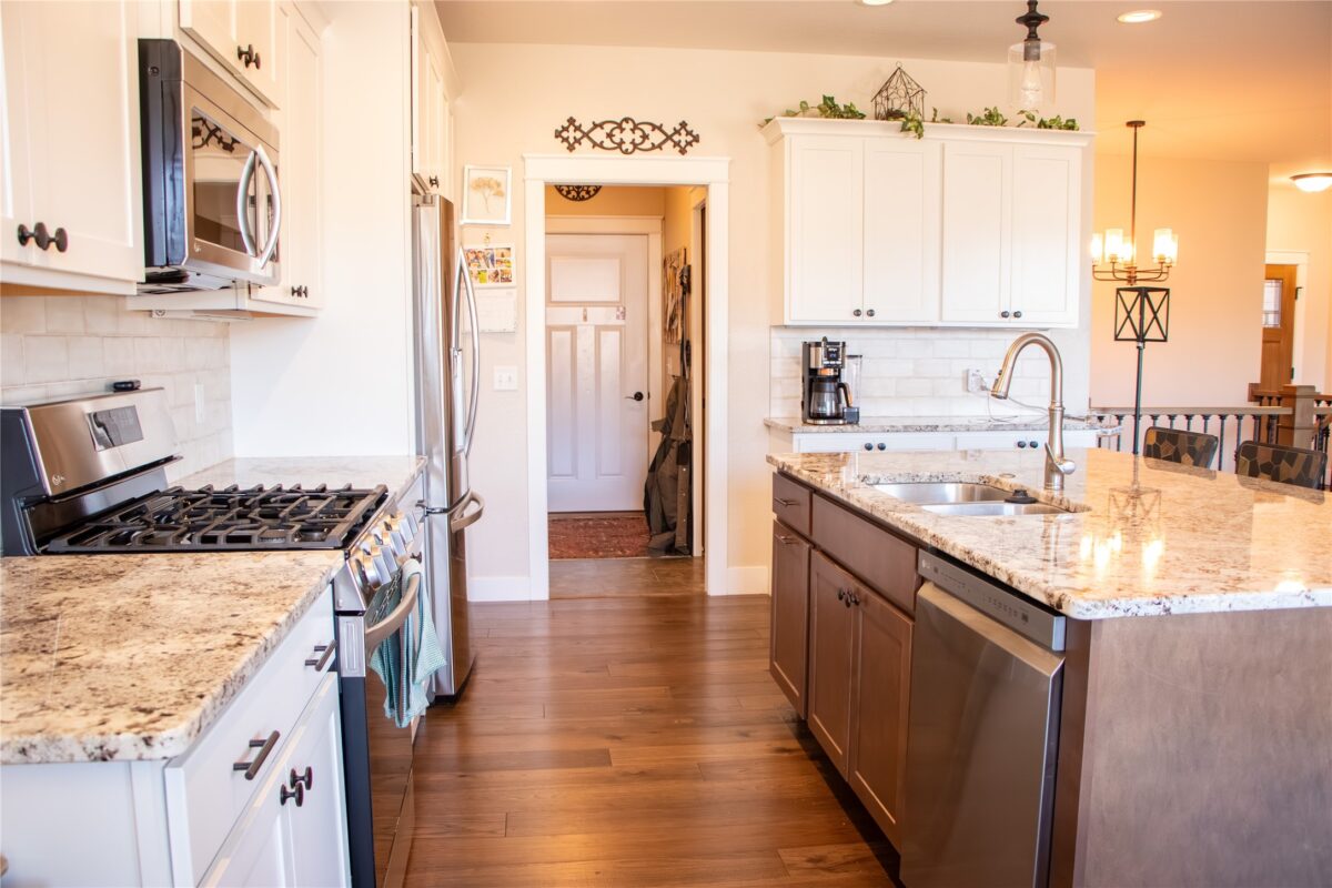 4252 Drier Court  Eau Claire WI 54701 — photo 4