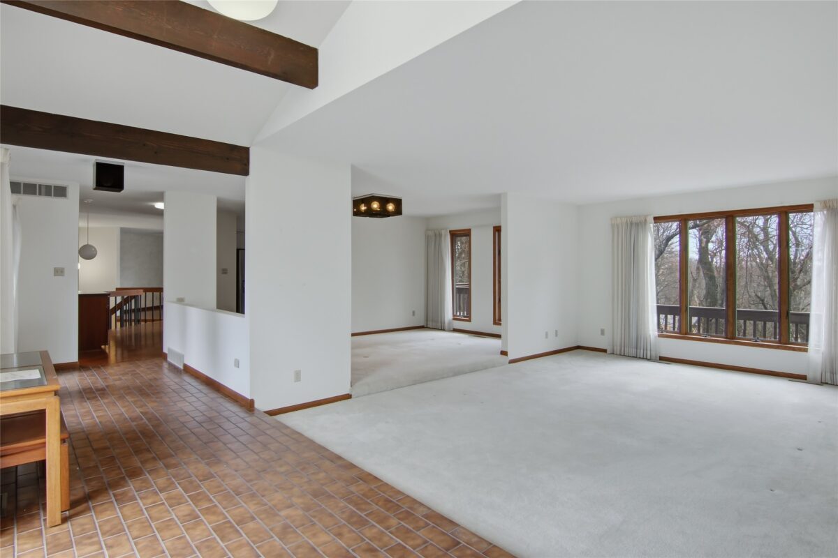 4322 Woodridge Drive, Eau Claire, WI — photo 15