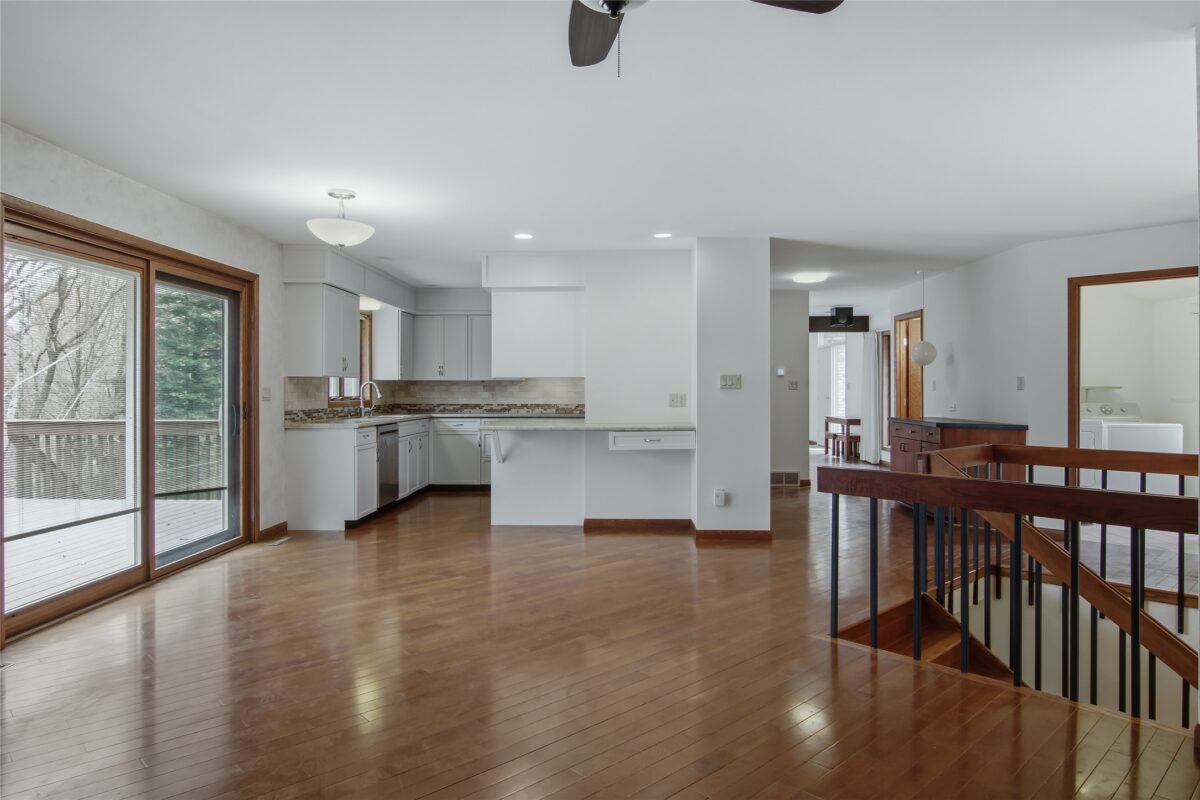 4322 Woodridge Drive, Eau Claire, WI — photo 27