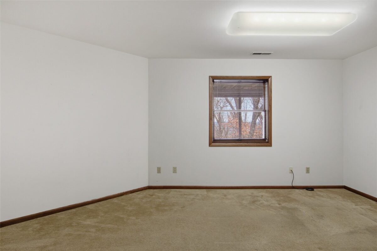 4322 Woodridge Drive, Eau Claire, WI — photo 34