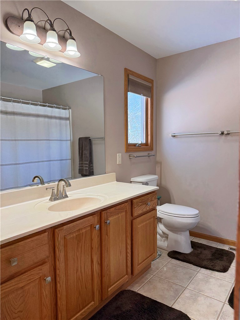 Residential at 4522 Oakwood Hills Parkway, Eau Claire, WI 54701 — photo 6