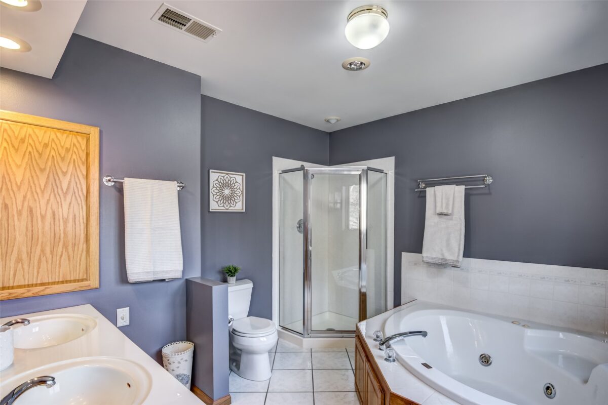 Residential at 472 Glenwood Ct, Chippewa Falls, WI 54729 — photo 3