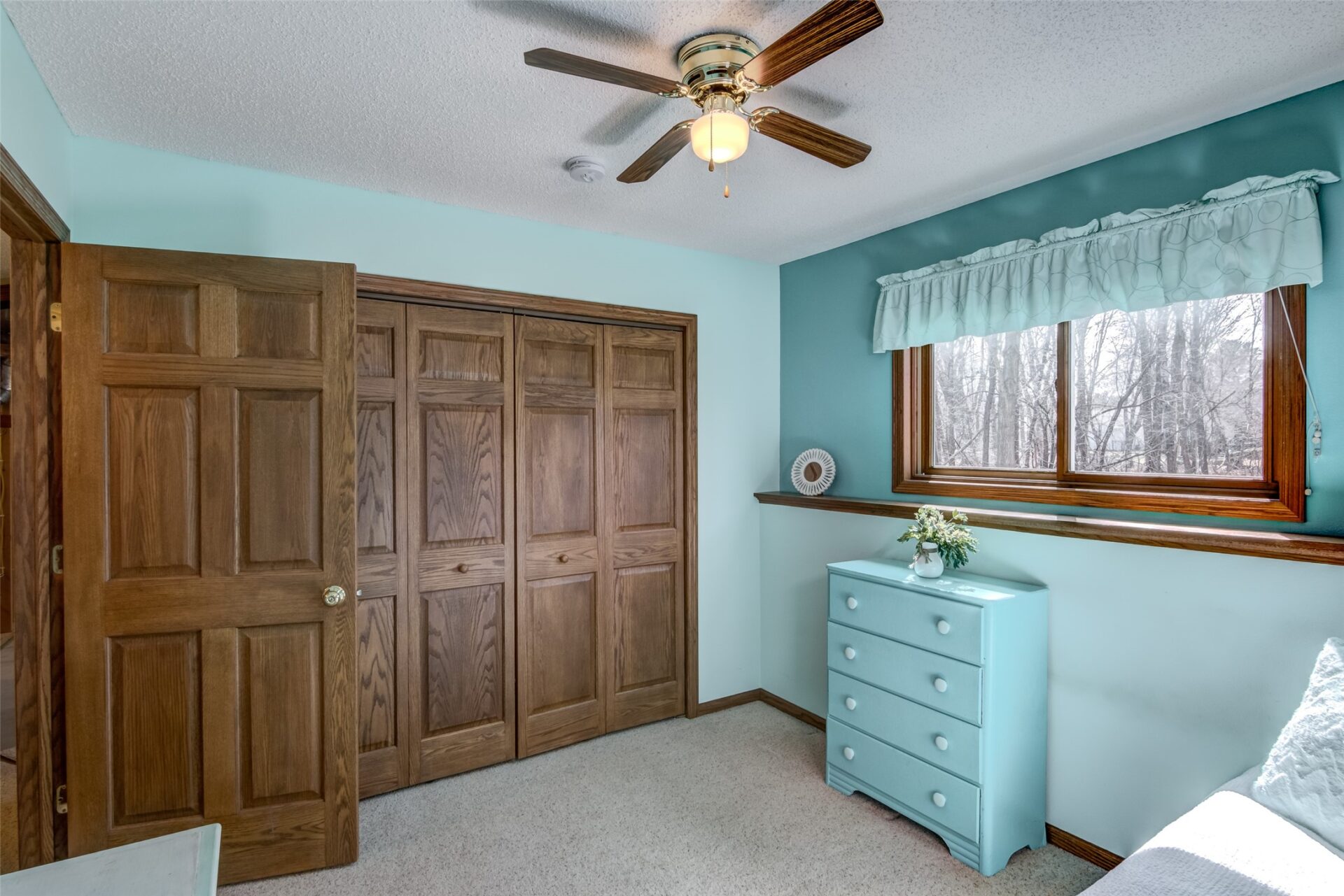 Residential at 472 Glenwood Ct, Chippewa Falls, WI 54729 — photo 5