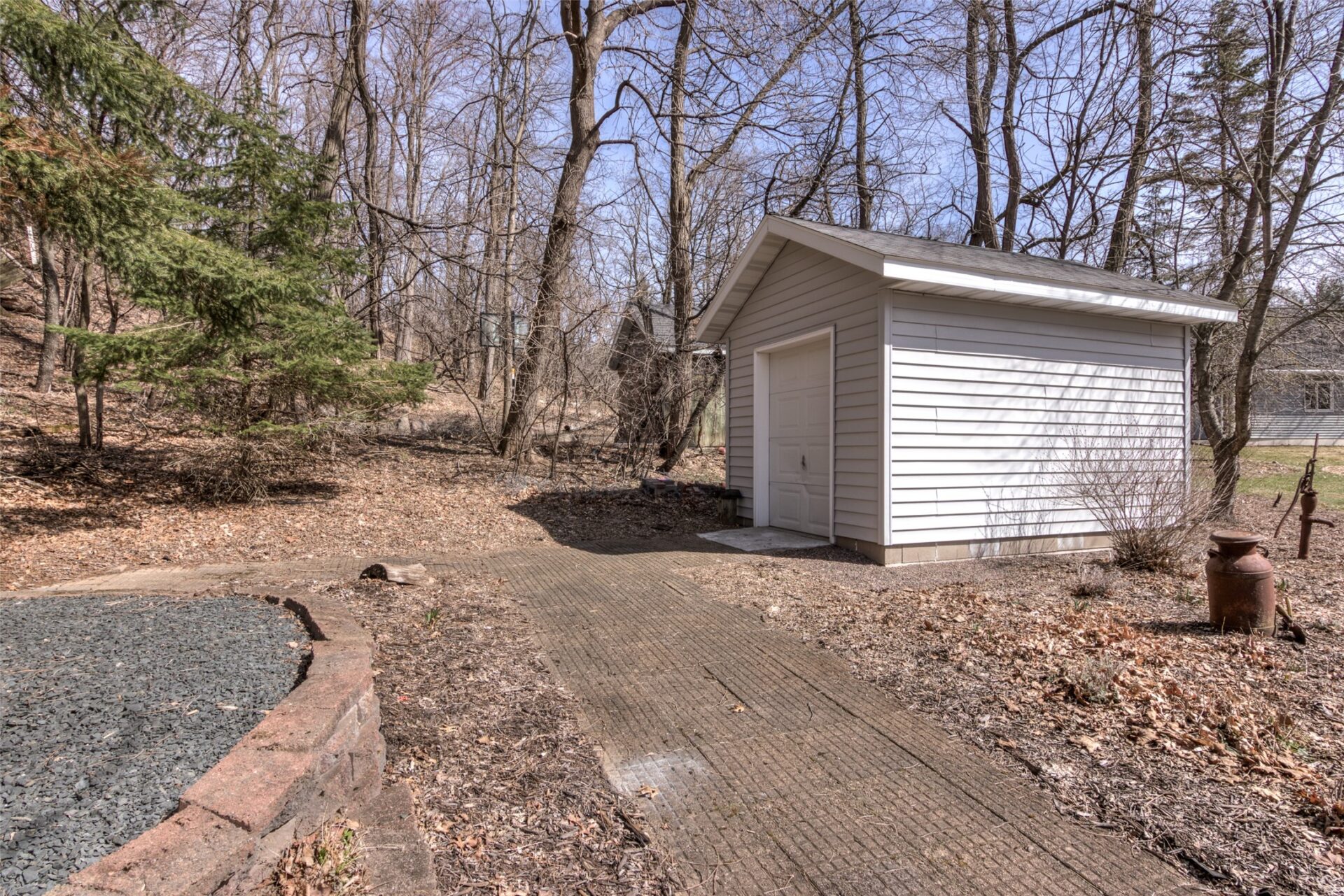 472-Glenwood-Ct-Chippewa-Falls-WI-54729-6 Residential at 472 Glenwood Ct, Chippewa Falls, WI 54729 — photo 7