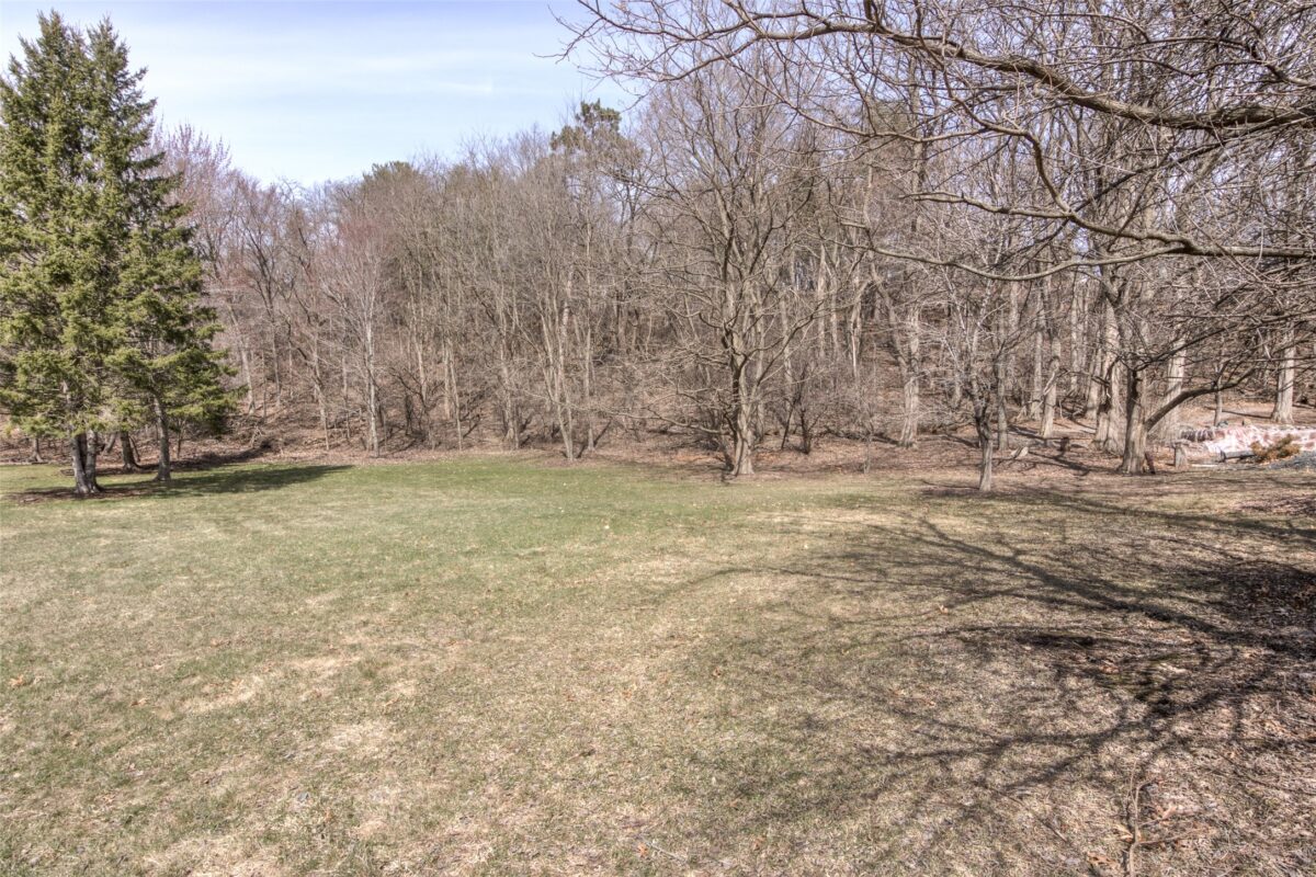 Residential at 472 Glenwood Ct, Chippewa Falls, WI 54729 — photo 8