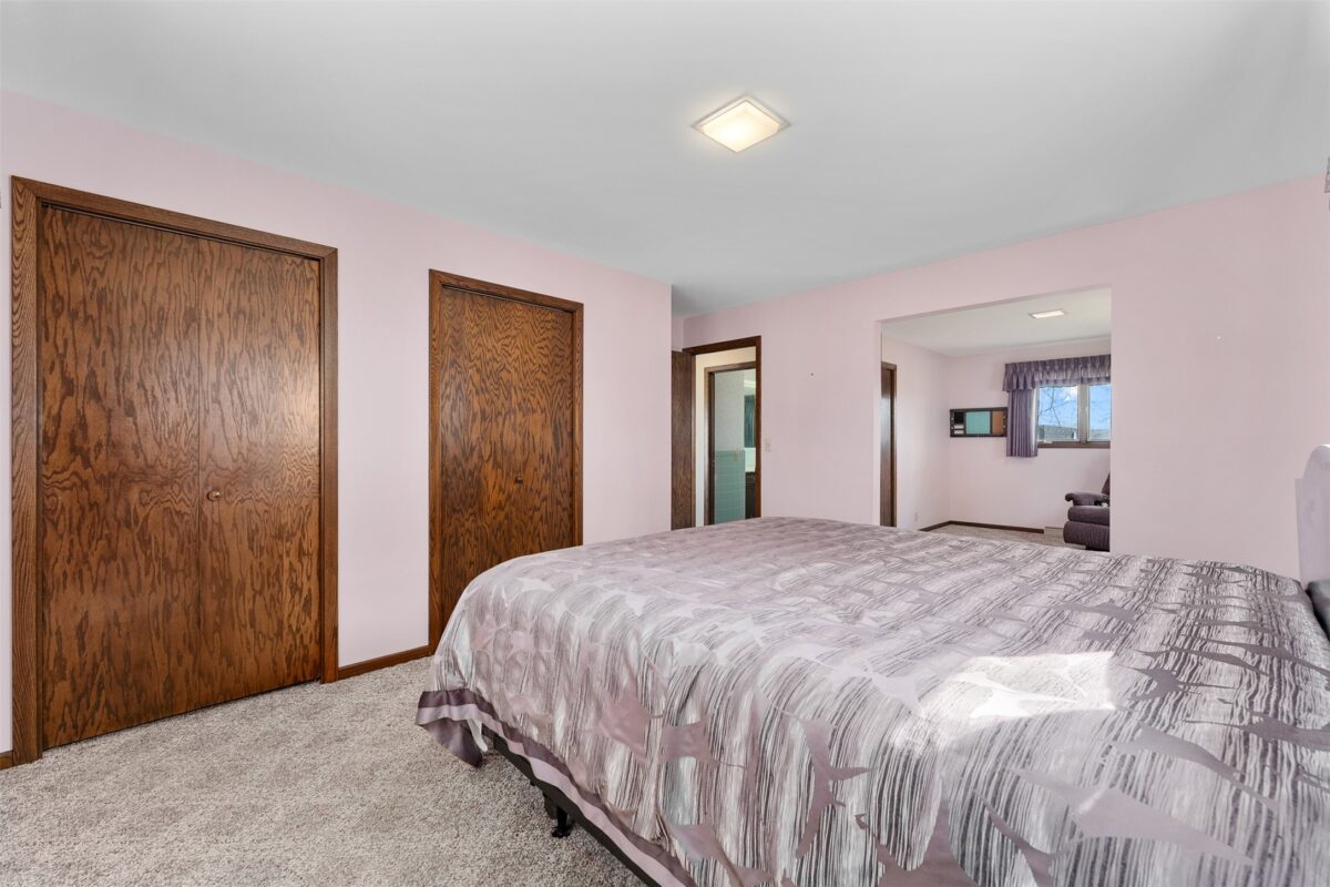 Residential at 4731 Clairemont Avenue, Eau Claire, WI 54703 — photo 3