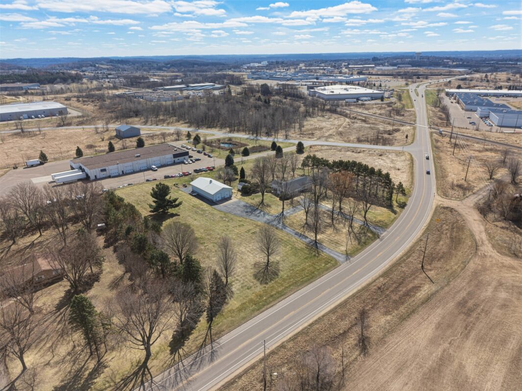 4731 N Clairemont Avenue, Eau Claire, WI — photo 47