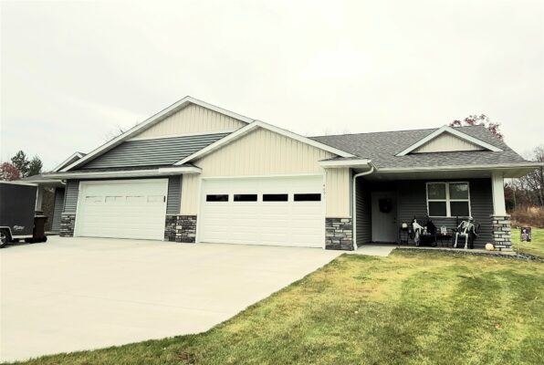 4891-4893 190th Street 1 & 2, Chippewa Falls, WI