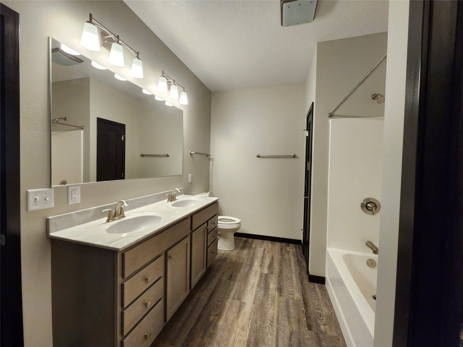 4891-4893 190th Street 1 & 2, Chippewa Falls, WI — photo 6