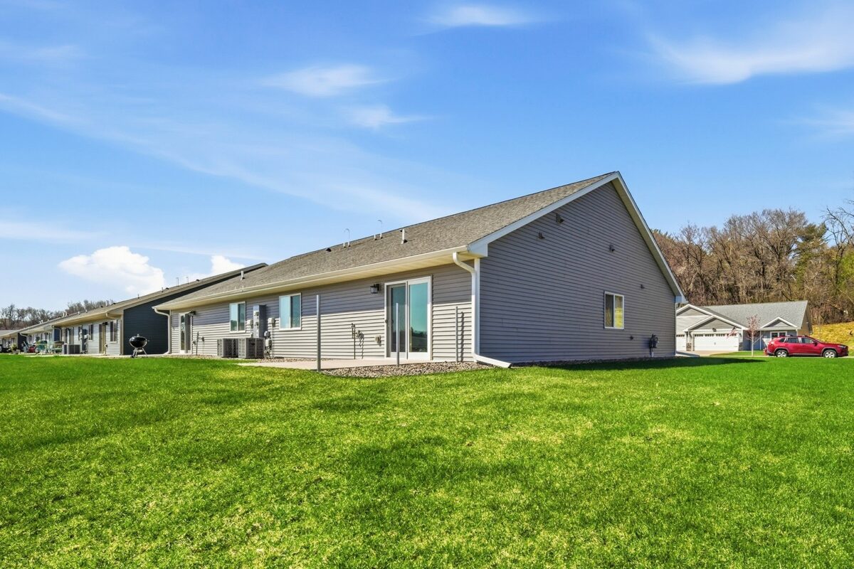 4911 Field Crest Lane Eau Claire WI 54701 — photo 28