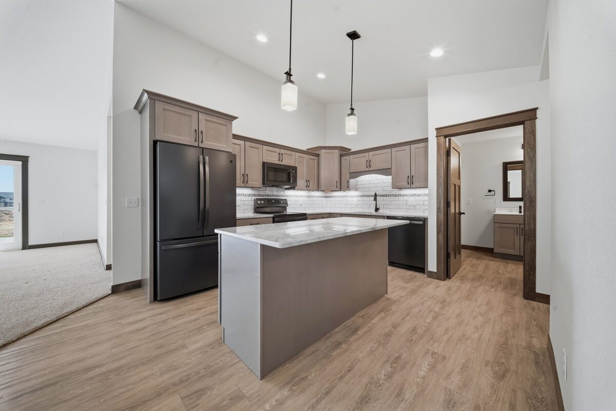 4911 Field Crest Lane Eau Claire WI 54701 — photo 4