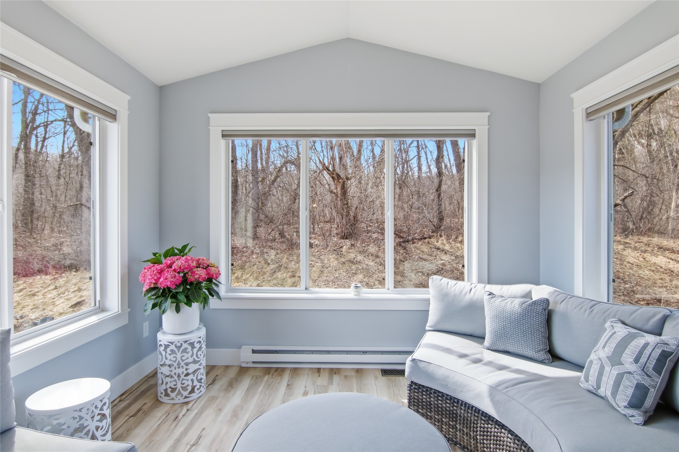 4974-Field-Crest-Eau-Claire-WI-54701-2