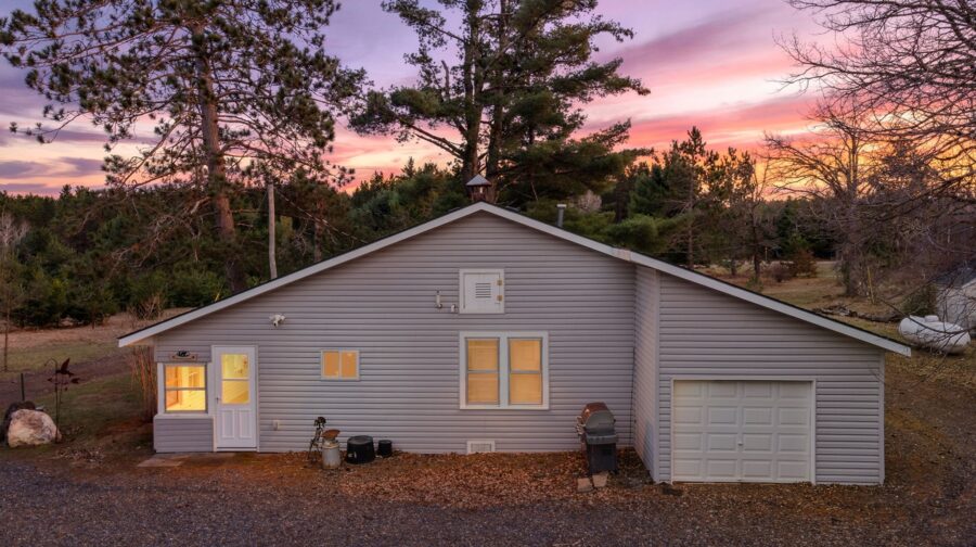 4996 Springbrook Trail