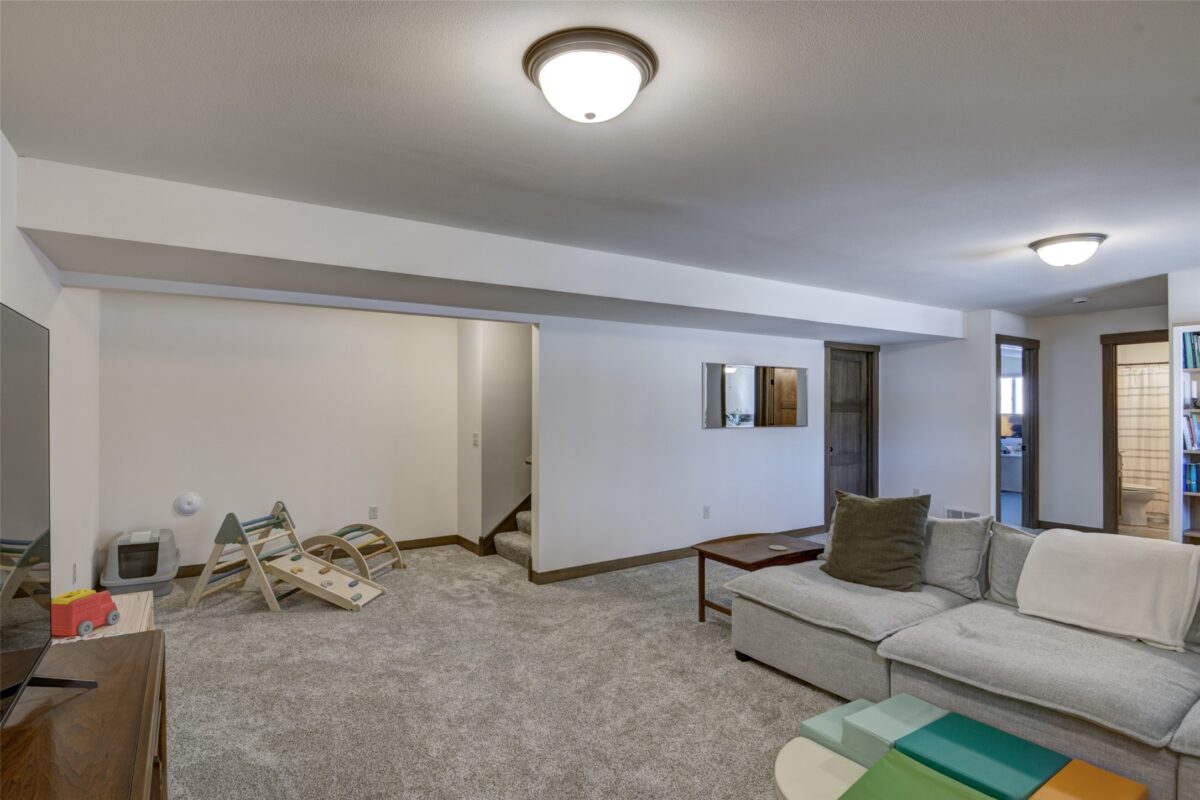 Residential at 506 Hagman Street, Eau Claire, WI 54703 — photo 6