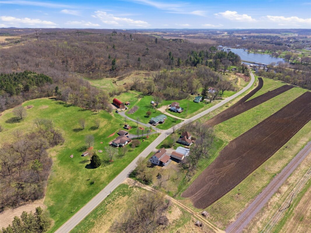 506 Mill Road, Blair, WI — photo 2