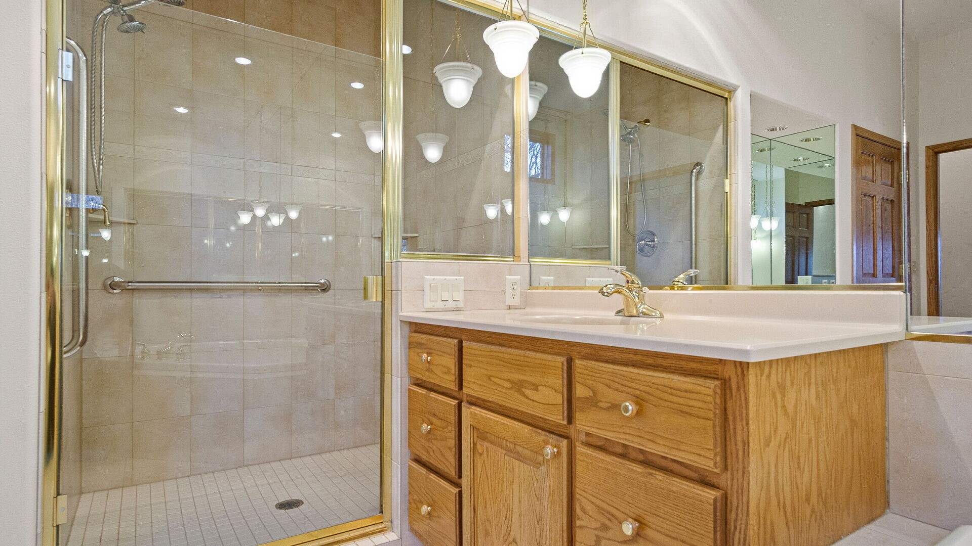 Residential at 5110 Interlachen Boulevard, Eleva, WI 54738 — photo 5