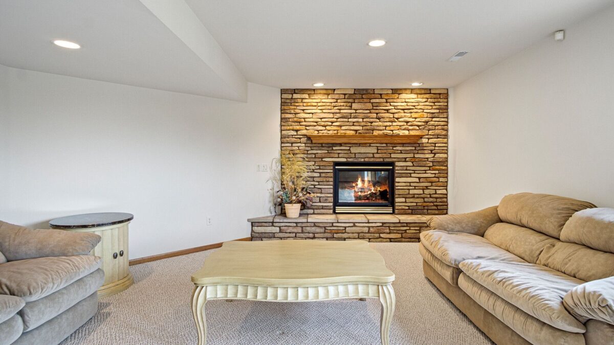 Residential at 5110 Interlachen Boulevard, Eleva, WI 54738 — photo 9