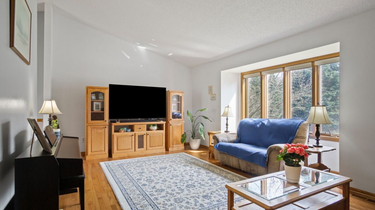 Residential at 512 Windsor Forest Drive, Altoona, WI 54720 — photo 8