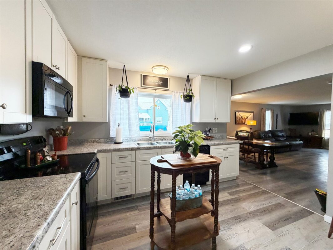 516 Messenger Street Rice Lake WI 54868 — photo 10