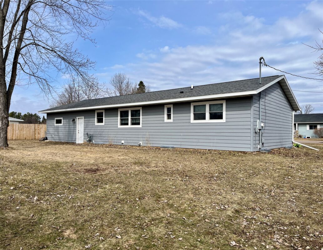 Residential at 519 Schofield Street, Chetek, WI 54728 — photo 2