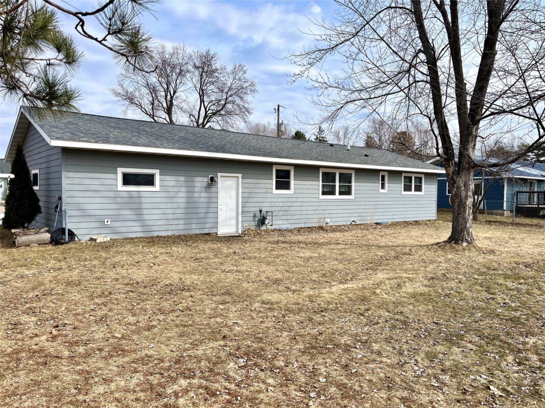 Residential at 519 Schofield Street, Chetek, WI 54728 — photo 3