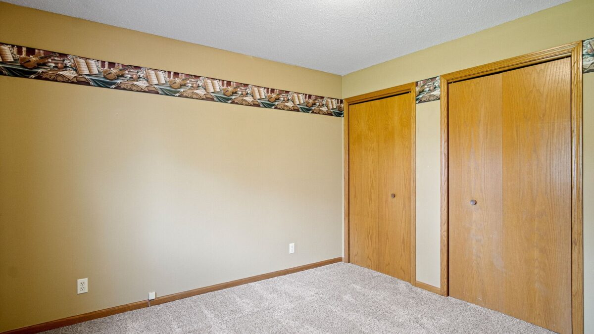 Residential at 5211 Hamilton Avenue, Eau Claire, WI 54701 — photo 4