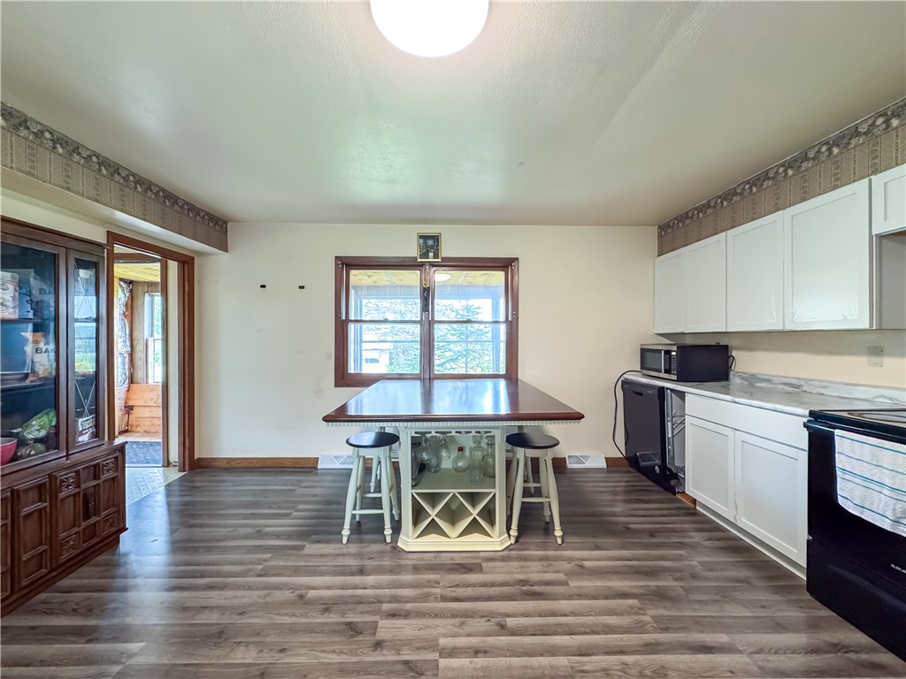 Residential at 5233 County Road G, Neillsville, WI 54456 — photo 29