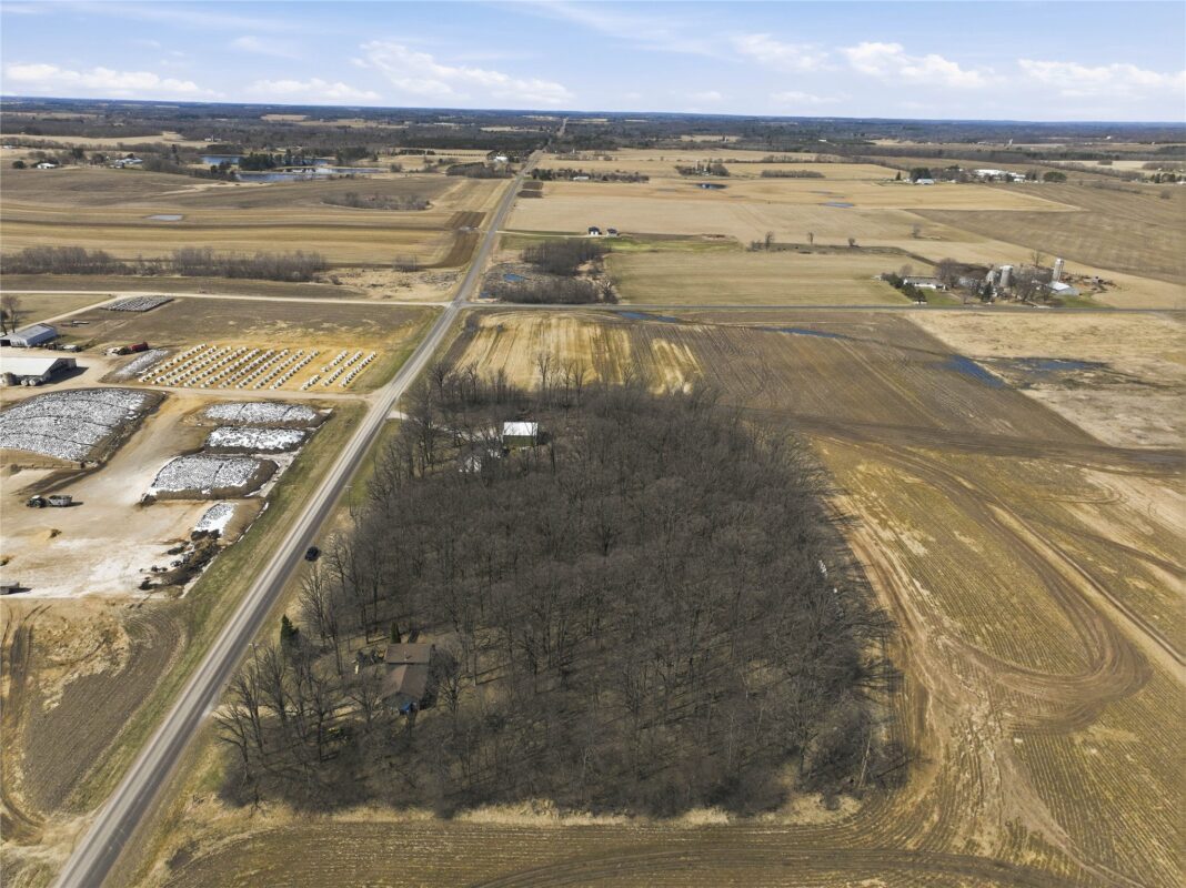 527 10th Avenue Clear Lake WI 54005 — photo 18