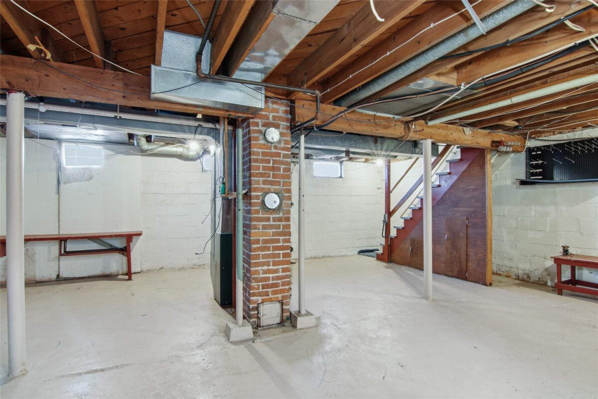 Residential at 557 Bergen Avenue, Eau Claire, WI 54703 — photo 20