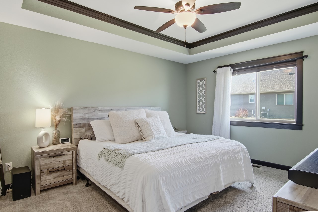 5642 Green Park Drive, Eau Claire, WI — photo 10