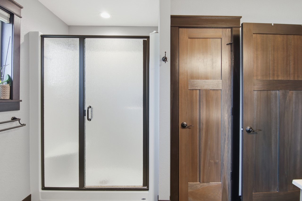 5642 Green Park Drive, Eau Claire, WI — photo 14