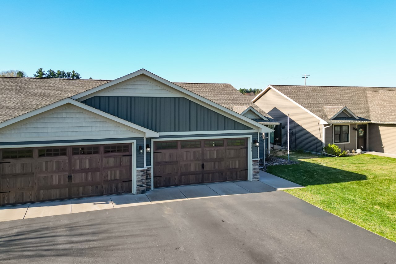 5642 Green Park Drive, Eau Claire, WI — photo 33